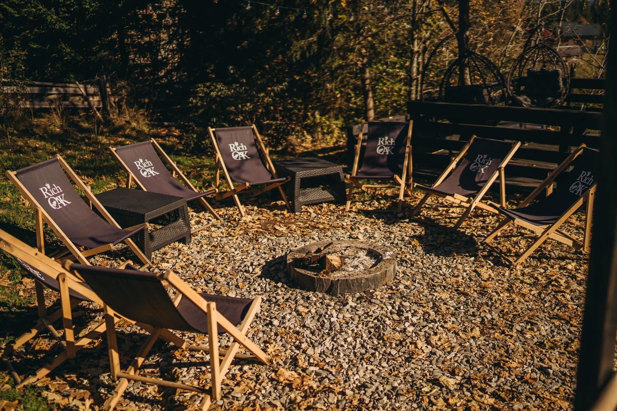 Rich Oak - Готель З Відкритим Панорамний Басейном Yablunytsya Bagian luar foto